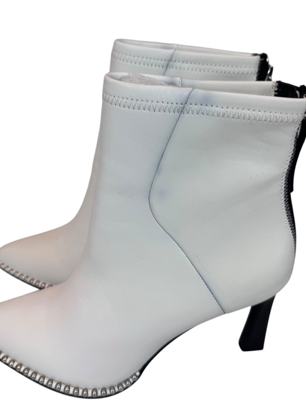 BCBGeneration Beya Pointy Toe Heeled Booties Women’s Size 9 Leather Studs White - Picture 3 of 16